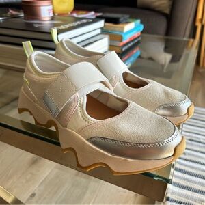 Sorel Women's Sneakers in White and Silver